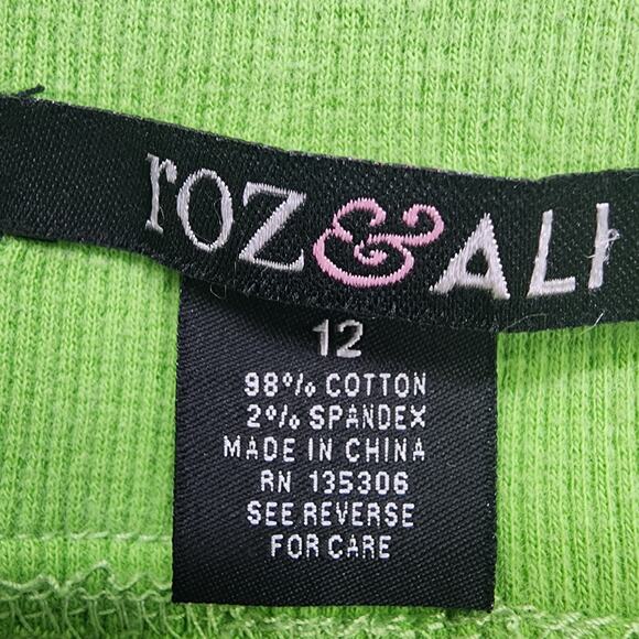 Roz&Ali Shorts Womens 12 Green Casual Shorts Drawstring Roll Tab Hem Pockets - Picture 3 of 10